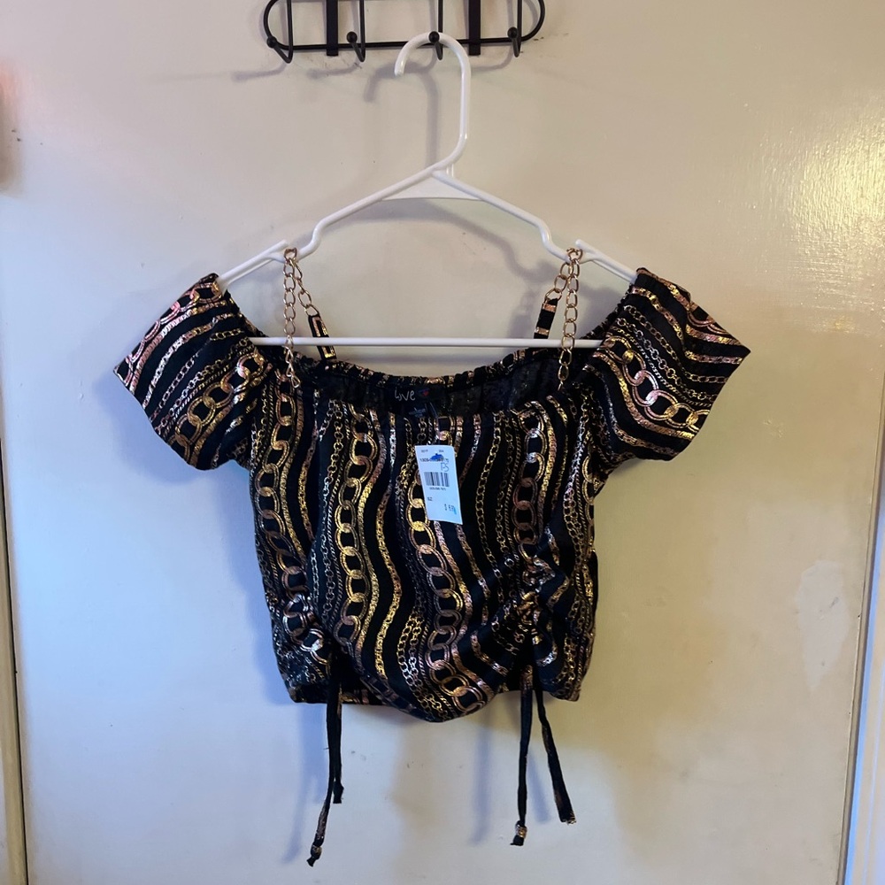 NWT Chic Black and Gold Off-Shoulder LOVE Gold Chain Top